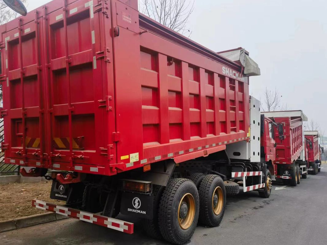 90トンの重量ダンプトラック 6x4 SHACMAN CNGダンプトラック 赤 F3000 6x4 380 EuroV