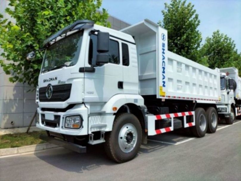 SHACMAN F3000 ダンプトラック 6x4 WEICHAI エンジン 420hp 10タイヤのユーロII ホワイトティッパー