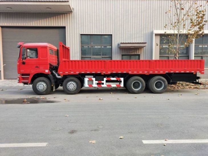 SHACMAN F3000 トラック 8x4 430hp 複合輸送のための赤いバントラック