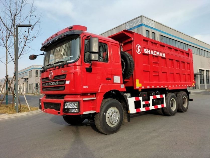 SHACMAN F3000 ティッパーダンプトラック 6x4 WP10.380HP 5175mmのユーロII レッド10タイヤ