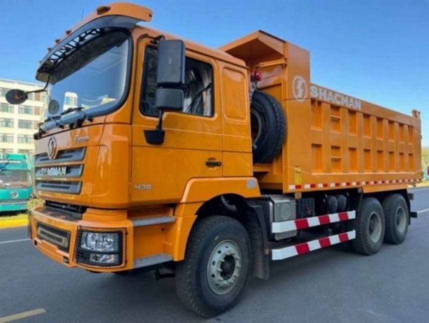 SHACMAN エクスポート ティッパー ダンプ トラック F3000 6x4 380 ユーロII 黄色 豪華な運転経験