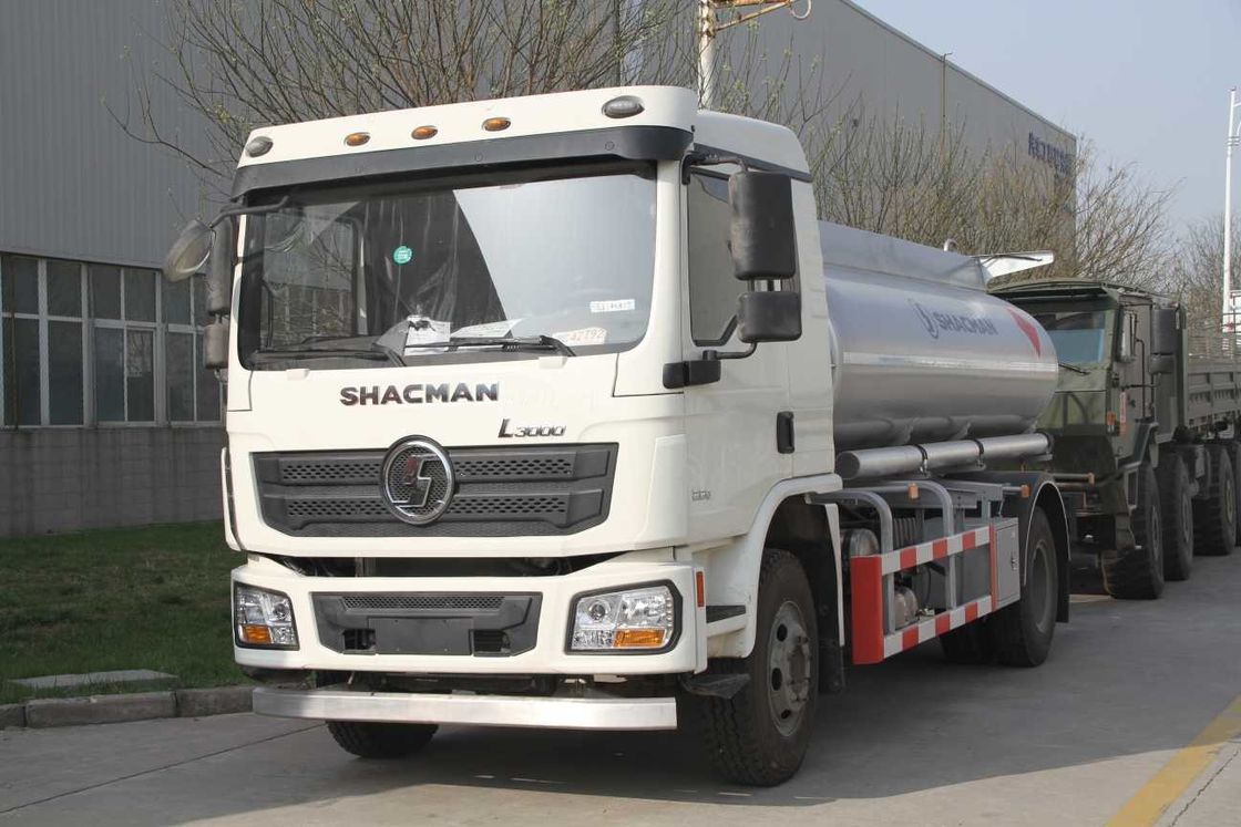 L3000 4x2 オイルタンカー トラック 240hp エルーオII ホワイト SHACMAN オイル トラック