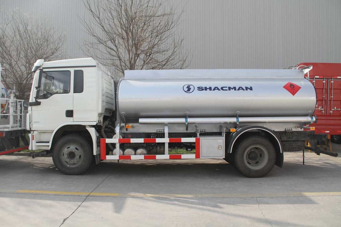L3000 4x2 オイルタンカー トラック 240hp エルーオII ホワイト SHACMAN オイル トラック