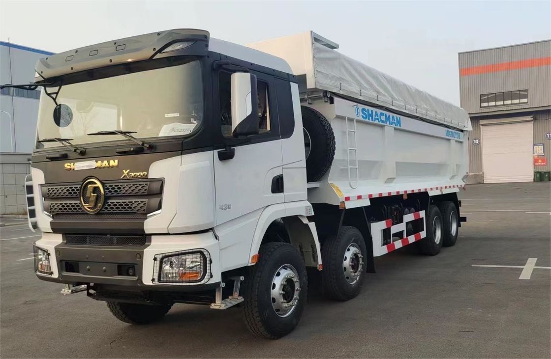 SHACMAN 8x4 440HP ユーロV 重量ダンプトラック ホワイト 20 - 30 トンのティッパーダンプトラック