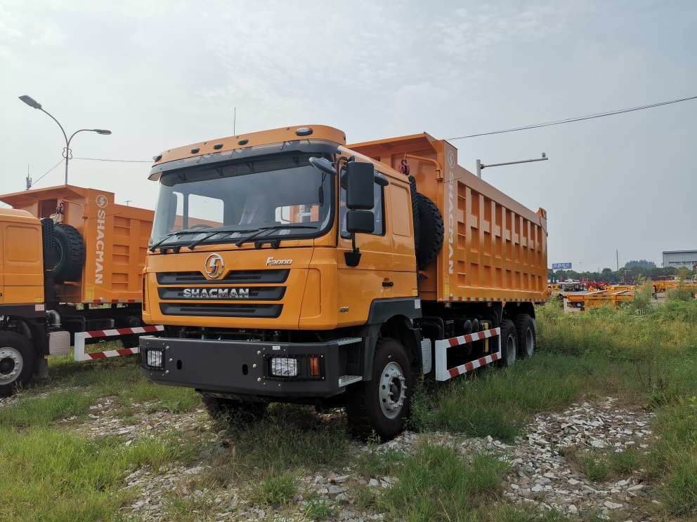 SHACMAN 3軸ダンプトラック F3000 6x4 430HP ユーロII 25トンの3軸ダンプトラック