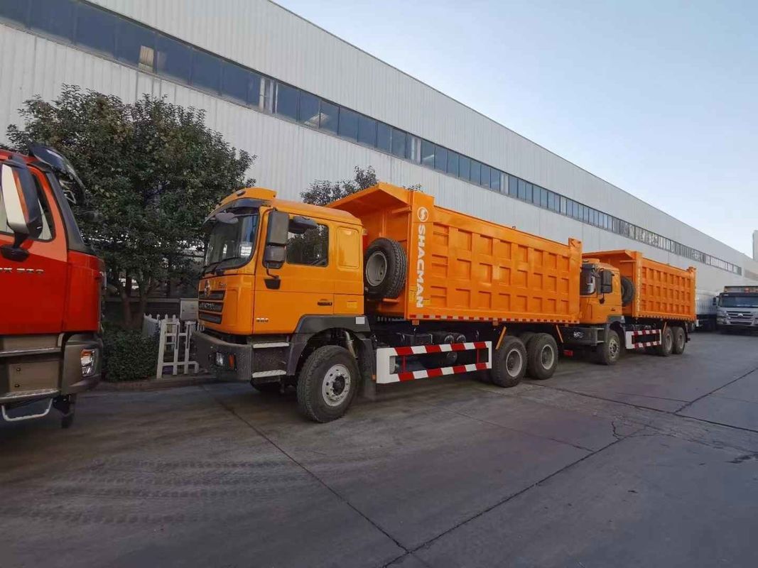SHACMAN 3軸ダンプトラック F3000 8x4 430HP EuroII 25トンの3軸ダンプトラック