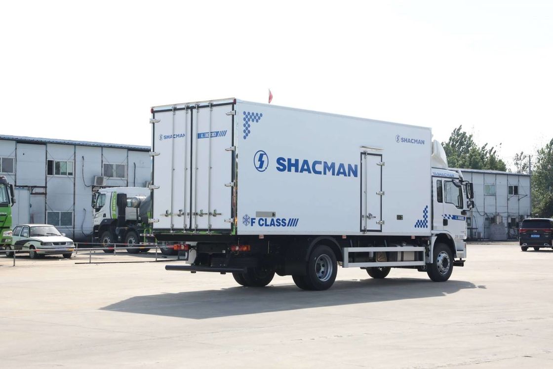 SHACMAN L3000 バン 貨物 トラック 4x2 340hp トラック 290hp ユーロII ホワイト 6輪 貨物 トラック