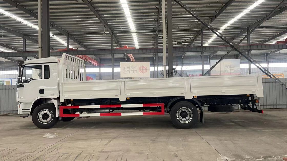 SHACMAN L3000 4X2 10トンの積載容量 貨物トラック 240HP トラック トラック 良質
