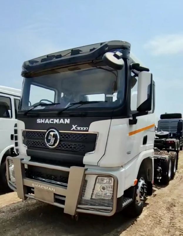 トラクターヘッド ユーロ3 10 ホイラー SHACMAN 450hp X3000 6*4 トラクター トラック 中古 輸送 建設