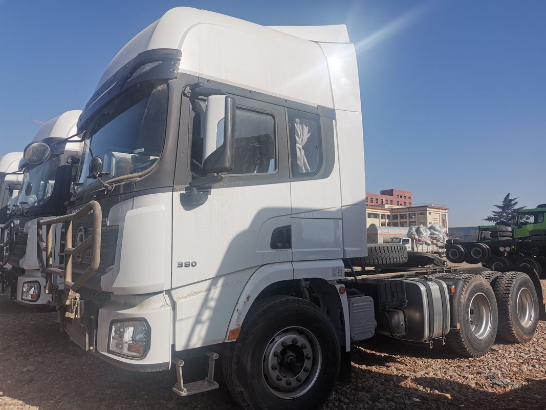 SHACMAN X3000 Tractor Truck 6X4 with SX42554V324 Model and 3775+1400 Wheelbase for 45～60/80 km/h Speed
